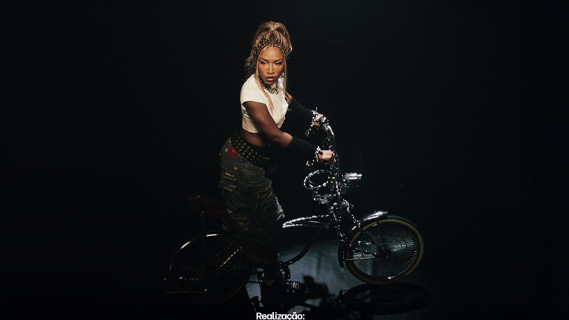 Ebony anuncia tour do álbum KM2 Deluxe, que será lançado em 2026