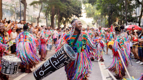 Bloco ZUMBIIDO lança disco com show no Sesc Bom Retiro e participações de Rincon Sapiência e Josy.Anne