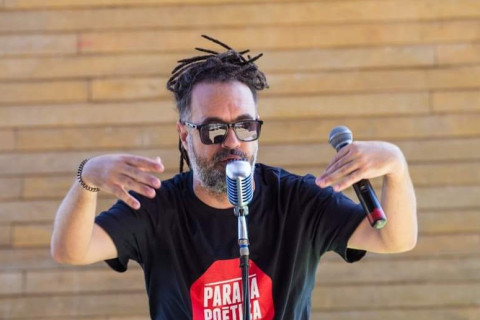Renan Inquérito comemora 10 anos de “Corpo e Alma” com show gratuito no CCSP, em São Paulo